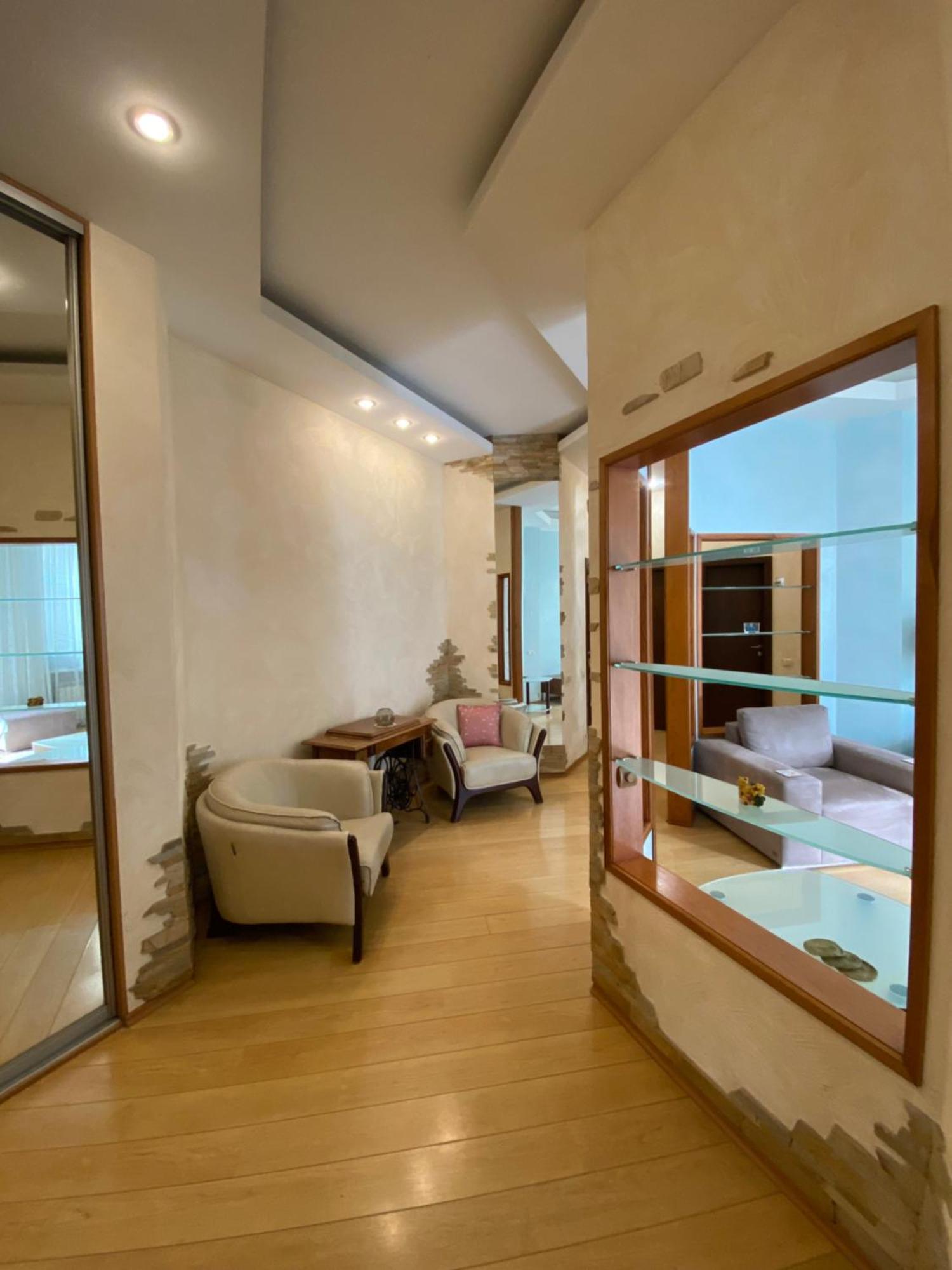 Inn Home Apartments In Kiev Center Luaran gambar